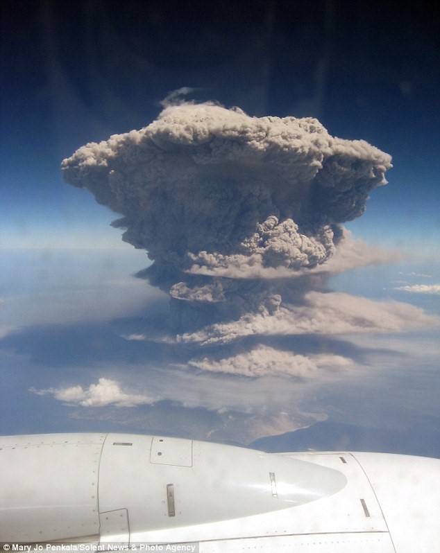 The little island with a large volcano – Part 1: how is volcanic